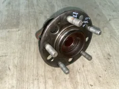 Ступица Mitsubishi Outlander