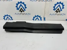Накладка на порог салона Suzuki Grand Vitara
