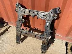 Подрамник Suzuki Grand Vitara