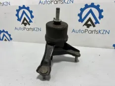 Подушка двигателя Toyota Camry