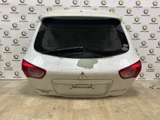Крышка багажника Mitsubishi Lancer