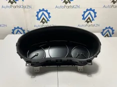 Панель приборов Mazda 3