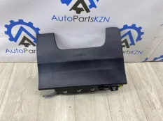Подушка безопасности в колени Toyota RAV4