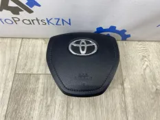 Подушка безопасности в руль Toyota RAV4