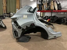 четверть Mazda CX-30