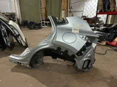 четверть Mazda CX-30