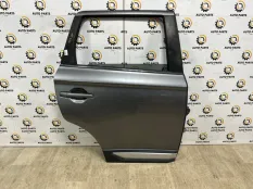 Дверь Mitsubishi Outlander