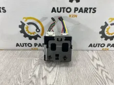 Блок управления стояночным тормозом Mitsubishi Outlander