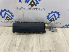 Подушка безопасности в колени Mazda CX-30