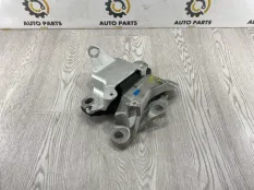 Подушка двигателя Mazda 3