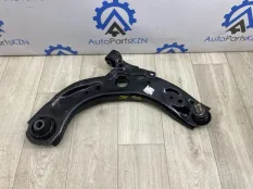 Рычаг подвески нижний Mazda CX-30