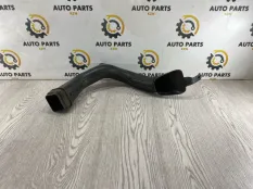 Воздухозаборник Toyota Camry