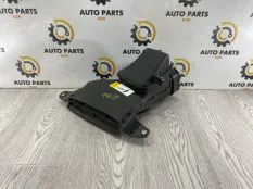 Воздухозаборник Toyota Camry