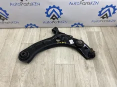 Рычаг подвески нижний Mazda 3