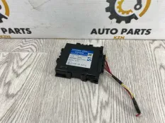 Блок управления парктроником Toyota Camry