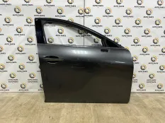 Дверь Mazda 3