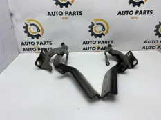 Петля капота Nissan Juke