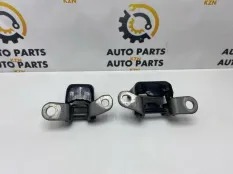 Петля двери Honda CR-V