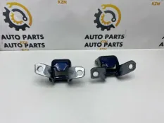 Петля двери Mazda CX-5