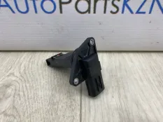 Датчик массового расхода воздуха Mitsubishi Outlander