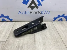 Кронштейн опоры двигателя Suzuki Vitara