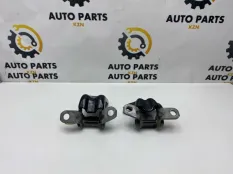 Петля двери Subaru Forester