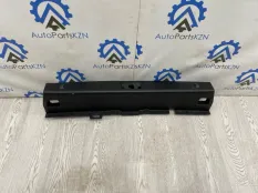 Накладка замка багажника Volvo S60