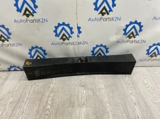 Накладка замка багажника Mitsubishi Outlander