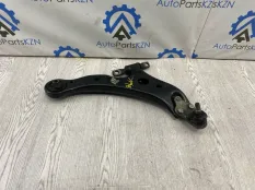 Рычаг подвески нижний Toyota Camry