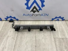 Топливная рампа с форсунками Nissan X-Trail