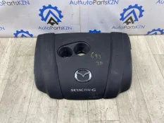 Декоративная крышка двигателя Mazda CX-30