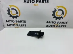 Датчик массового расхода воздуха Suzuki Grand Vitara