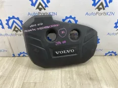 Декоративная крышка двигателя Volvo XC60