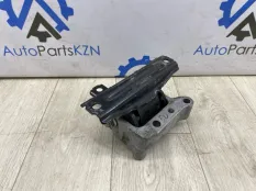 Подушка двигателя Mitsubishi Outlander