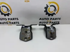 Петля двери Mazda 6