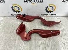 Петля капота Mitsubishi Outlander