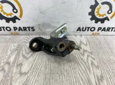 Кронштейн опоры двигателя Mazda CX-5