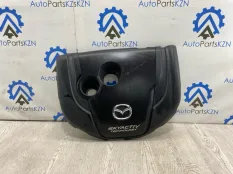 Декоративная крышка двигателя Mazda 6