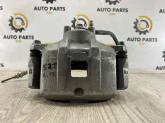 Суппорт тормозной Mitsubishi Outlander