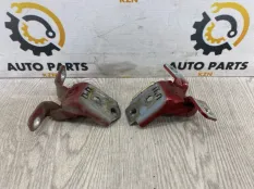 Петля двери Mazda 6