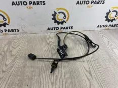 Датчик ABS Toyota RAV4
