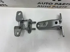 Петля двери Mitsubishi ASX