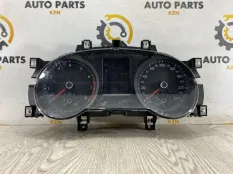 Панель приборов Volkswagen Tiguan