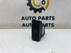 Кнопка аварийной сигнализации Mazda CX-5