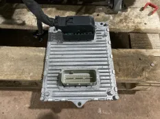 Блок управления двигателем Jeep Cherokee