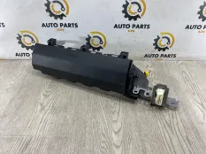 Подушка безопасности в колени Mazda 3