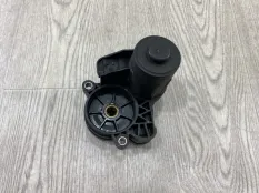 Моторчик стояночного тормоза Volkswagen Tiguan