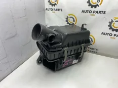 Корпус воздушного фильтра Mitsubishi Lancer