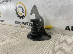 Крюк замка капота BMW 3