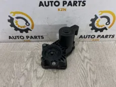 Моторчик стояночного тормоза Tesla Model Y